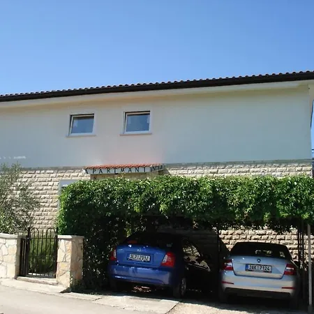 Apartmán In With Terrace, Air Conditioning, W-lan 5013-3